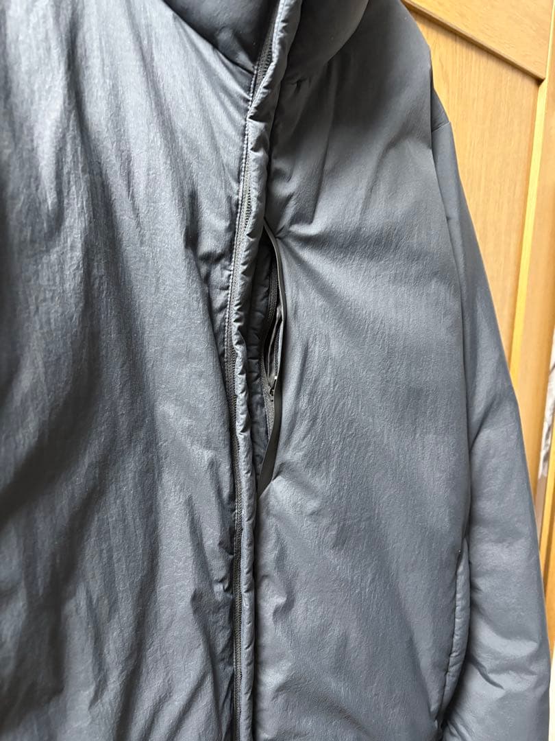 小松マテーレ　ナイロン スタンド アライドダウンジャケット　ブラック　L