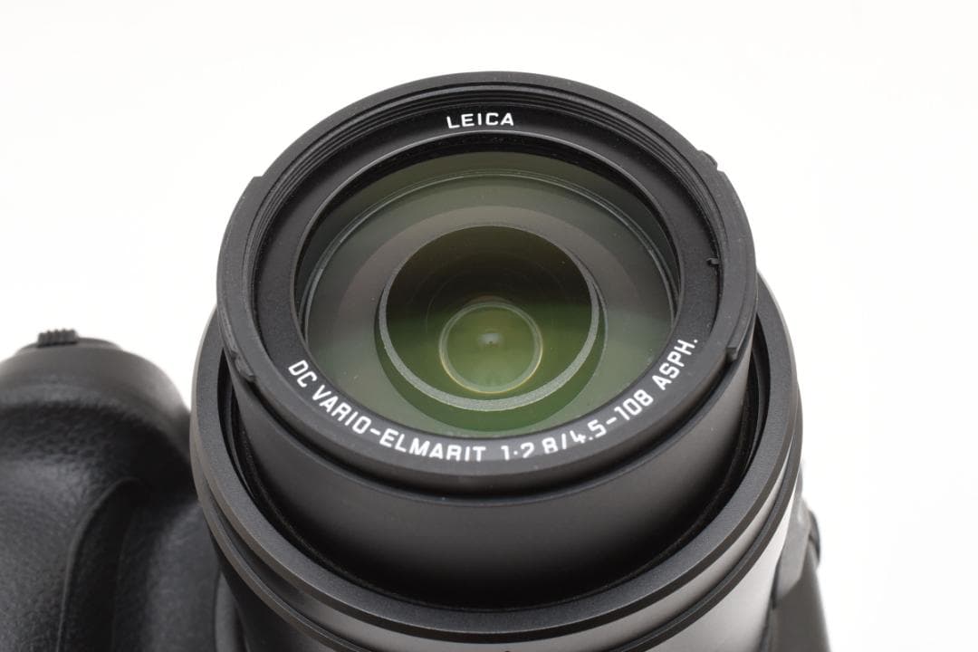 Panasonic LUMIX DMC-FZ300 シャッター数4596回