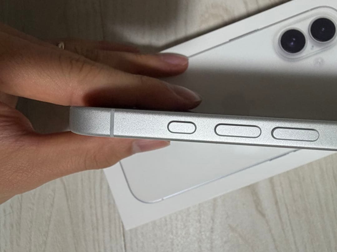 iPhone16 512GB ホワイト