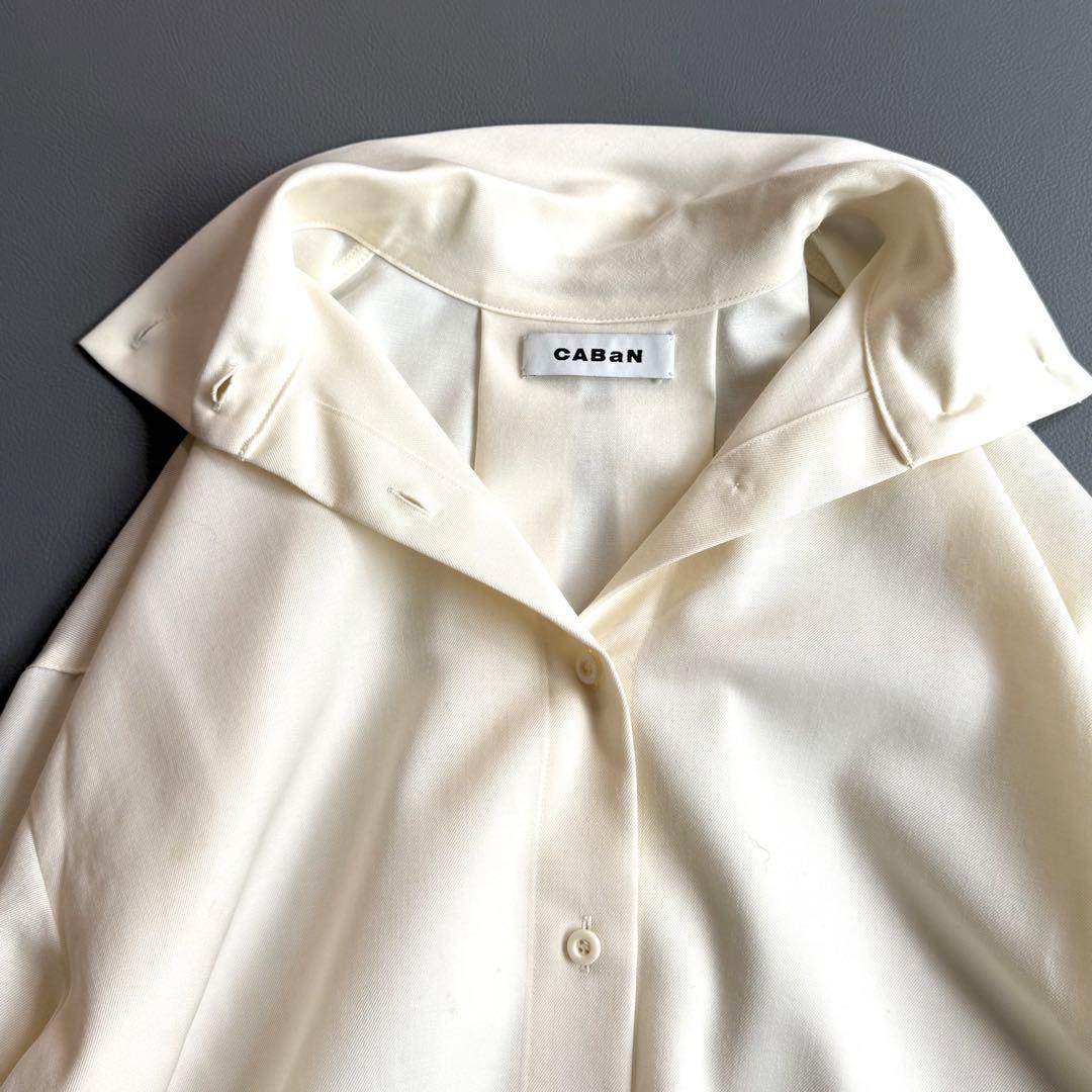 美品 キャバン CABaN ウールツイル ハイネックロングシャツ アイボリー