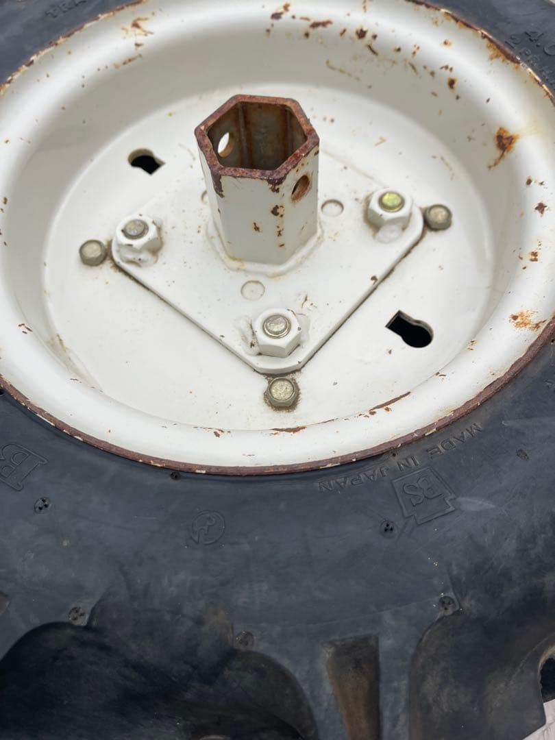 管理機用 タイヤ 2本セット 六角軸 耕運機ホイール付き パーツ 部品 中古