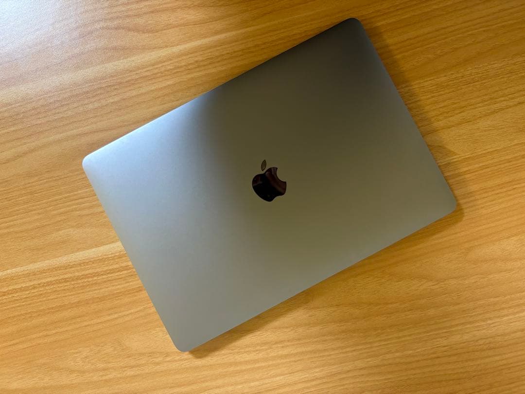 MacBook Air2019 【充放電31回】