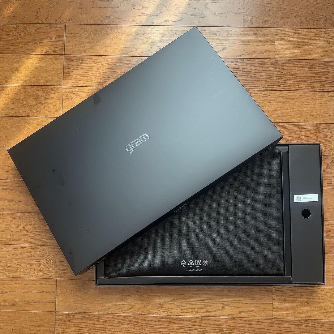 LG gram PC 17インチ 16GB 1TB ノートパソコン ノートPC