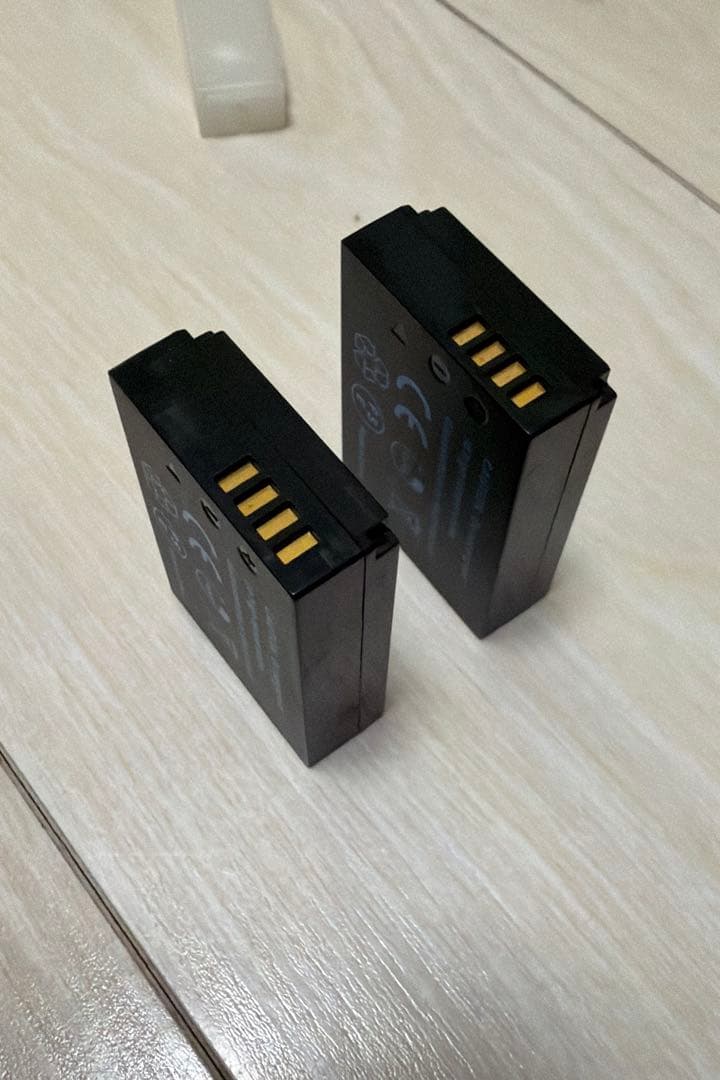 【純正レンズ3本セット】Canon EOS KissM ミラーレス一眼　ホワイト