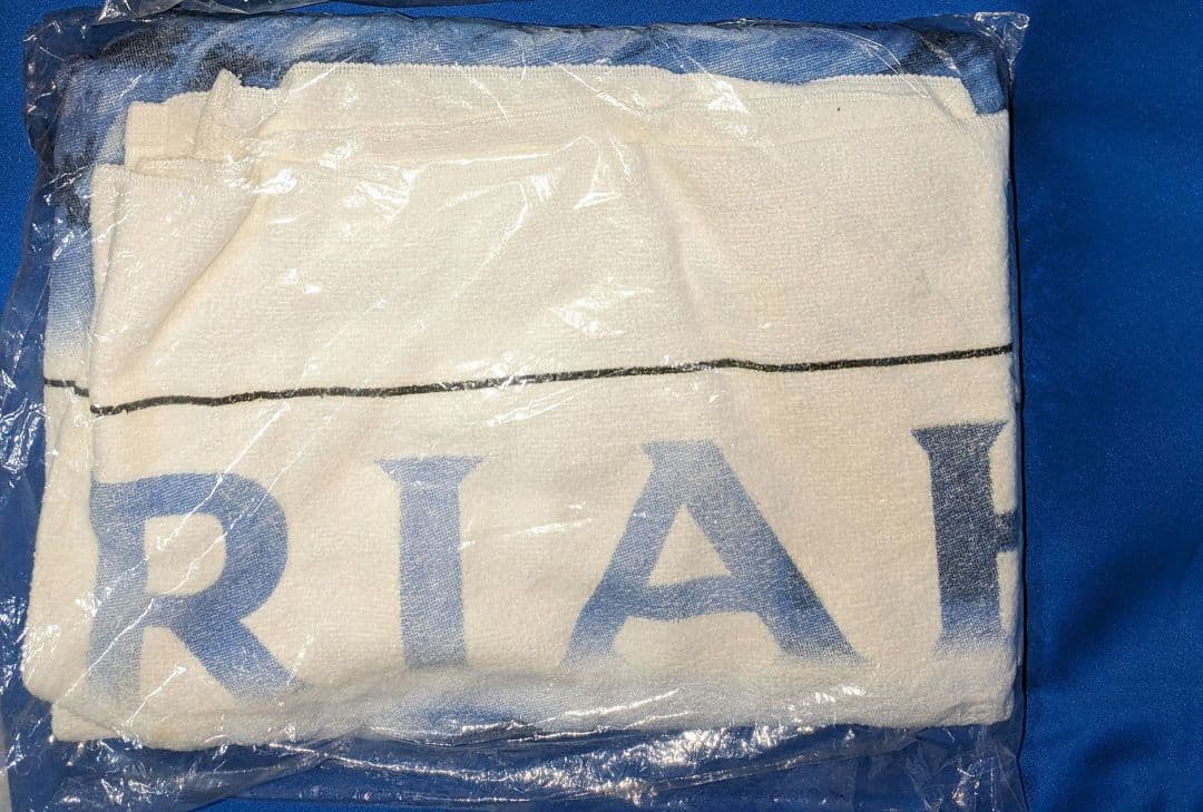 ♡超希少レア♡美品♡マライア・キャリー　♡ネスカフェ♡ビーチタオル♡新品未使用♡