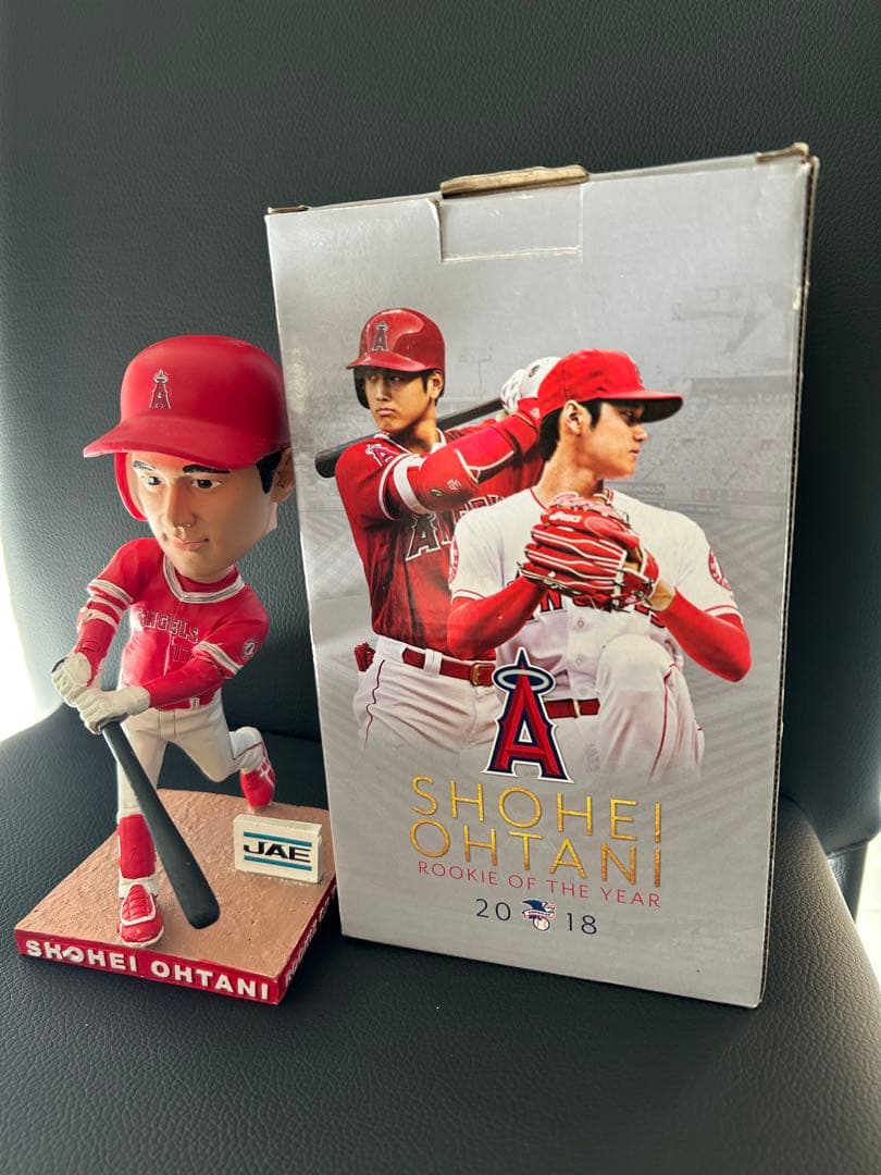 大谷翔平ボブルヘッド 2018年製ルーキーオブザイヤー記念品、エンゼルス初期時代