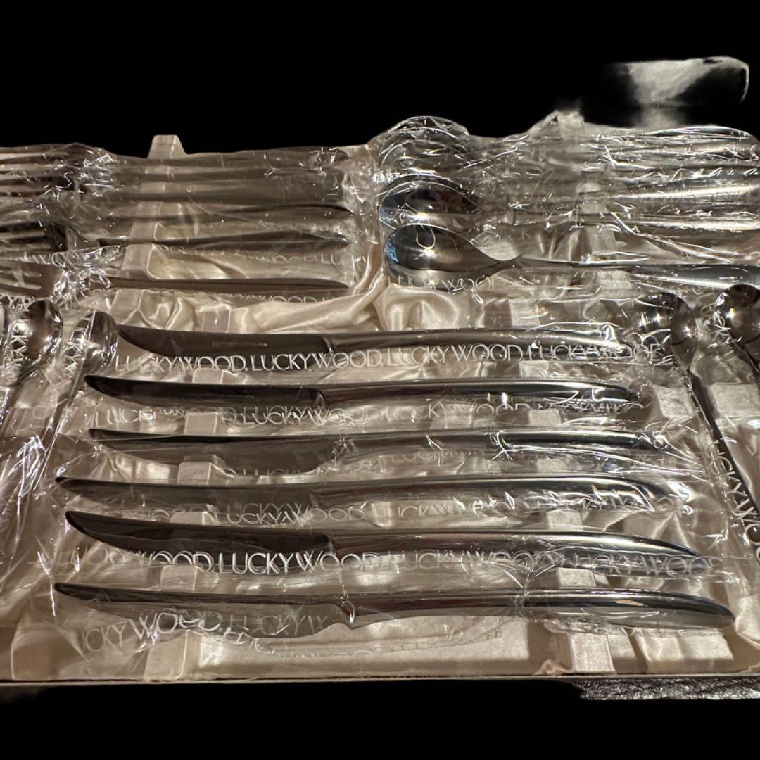 ちーちゃん　ラッキーウッド　カトラリー　24ピース
