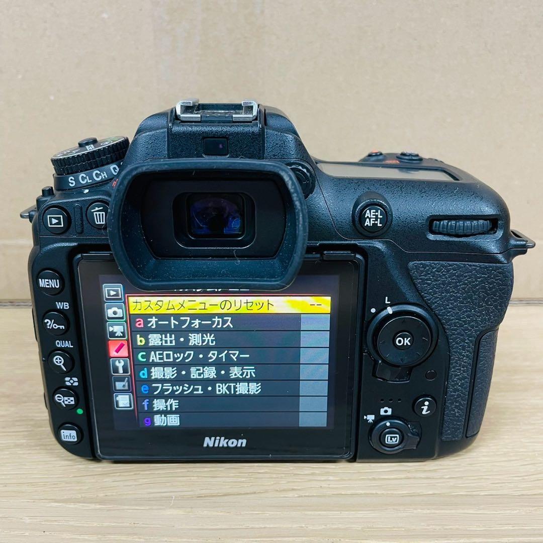 Nikon D7500 ボディ ショット数7,550枚 WW9525