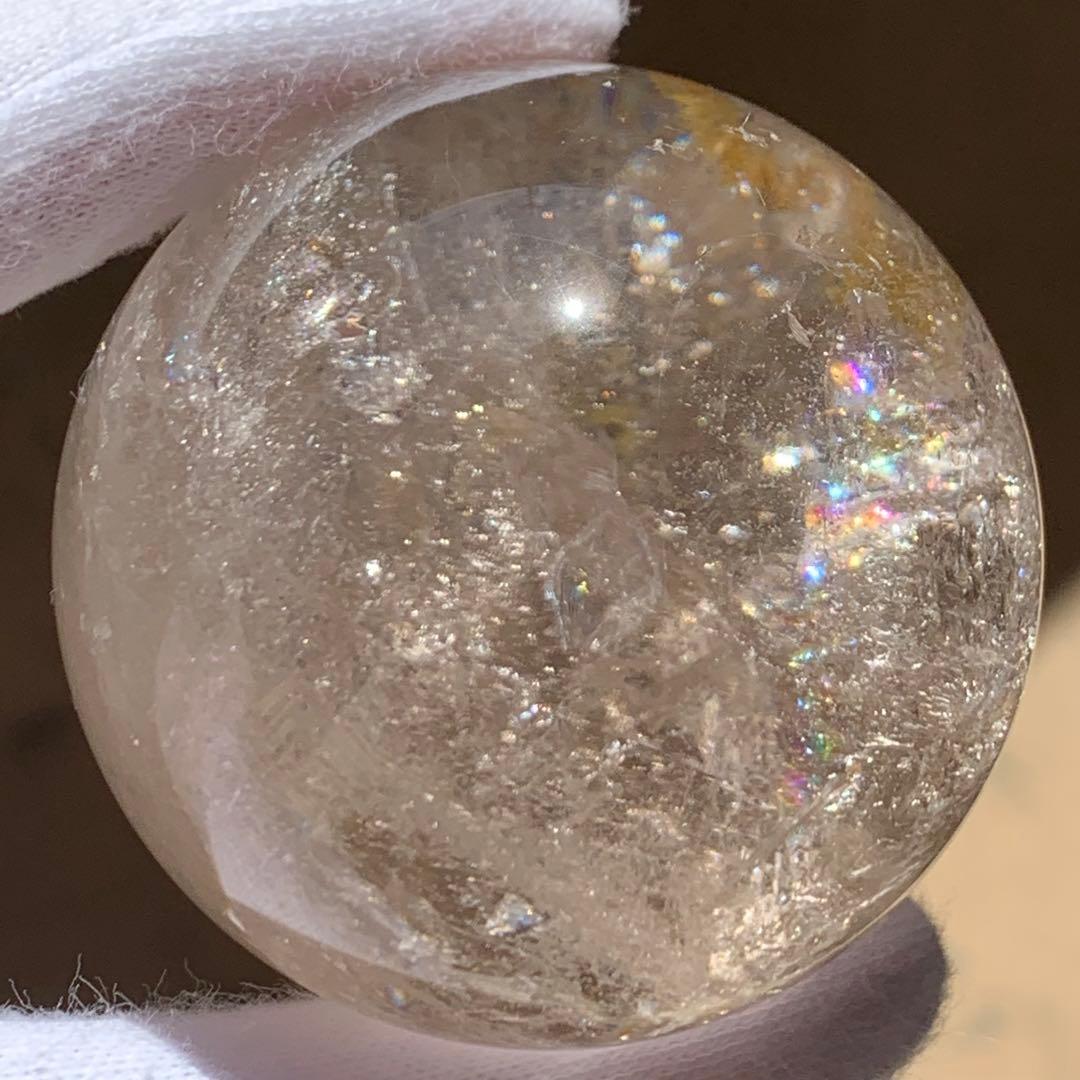 ライトスモーキークォーツ　スフィア　リモナイトイン　ブラジル産　天然石