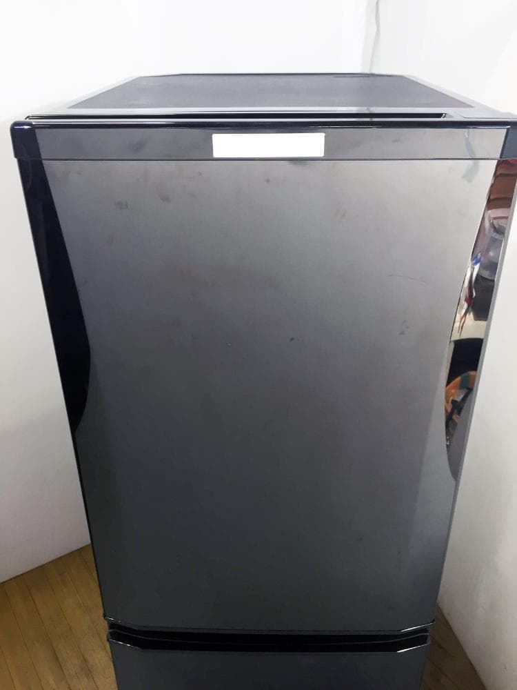 30日迄！送料無料★三菱 146L 冷蔵庫【MR-P15C-B】