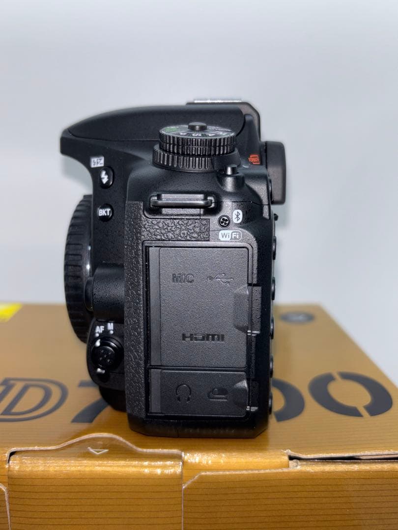 ニコン　D7500