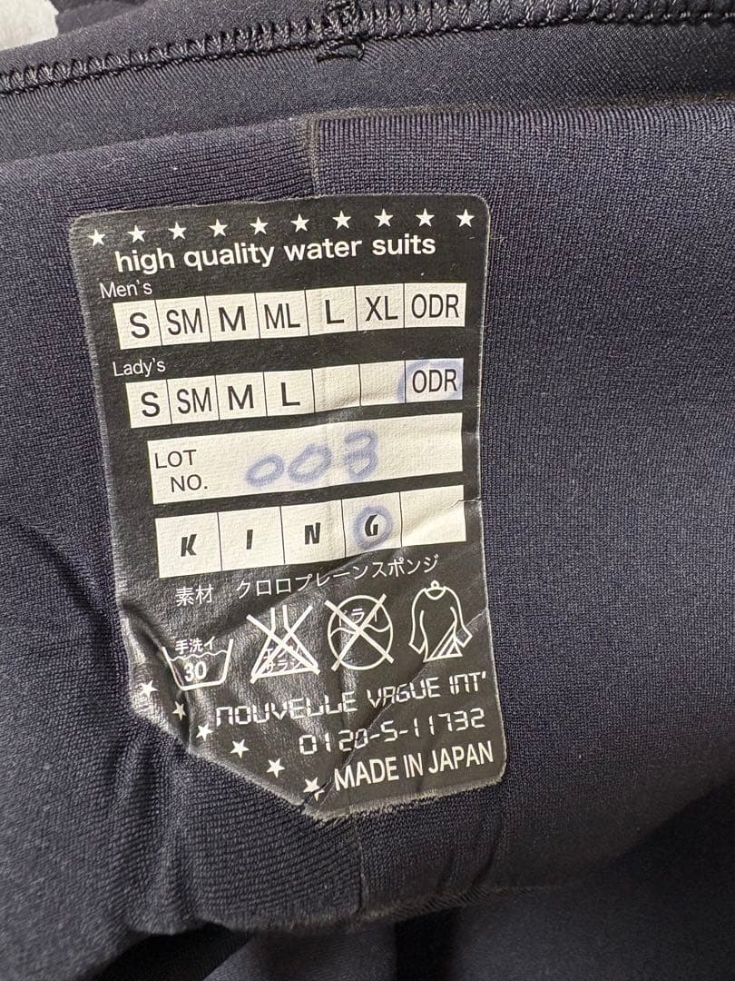 【超美品】セミドライ　フルオーダーウエットスーツ3✖️5mmレディース