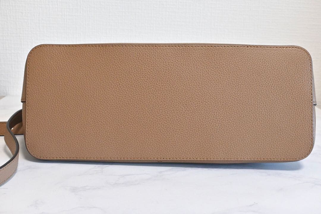 FURLA フルラ 2WAY ハンドバッグ レザー 白 ブラウン レディース