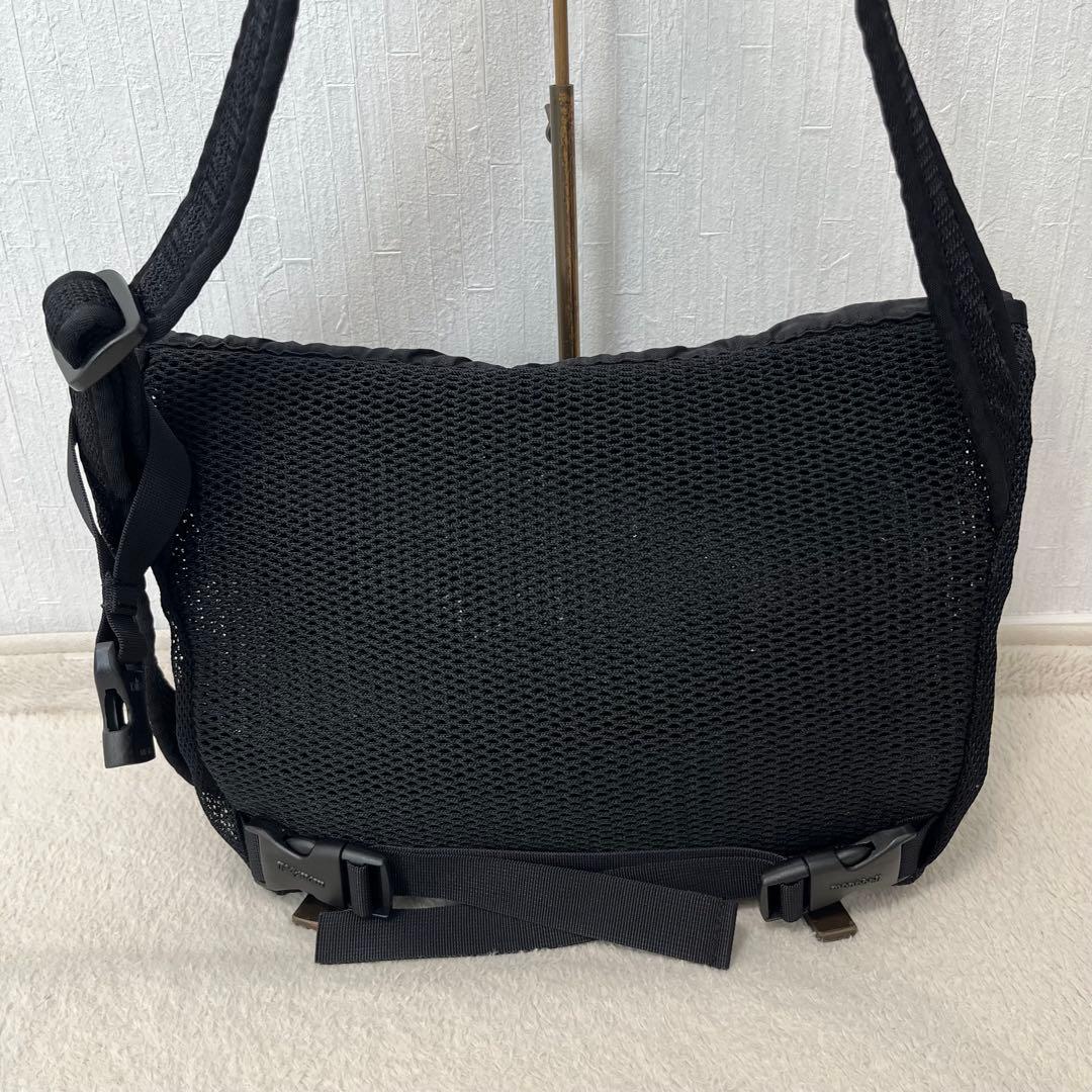 90s〜VINTAGE old mont-bell ショルダーバッグ Y2K