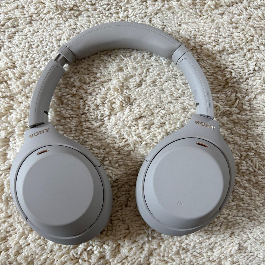 ソニーSONY　ノイズキャンセリングヘッドホン　WH-1000XM4