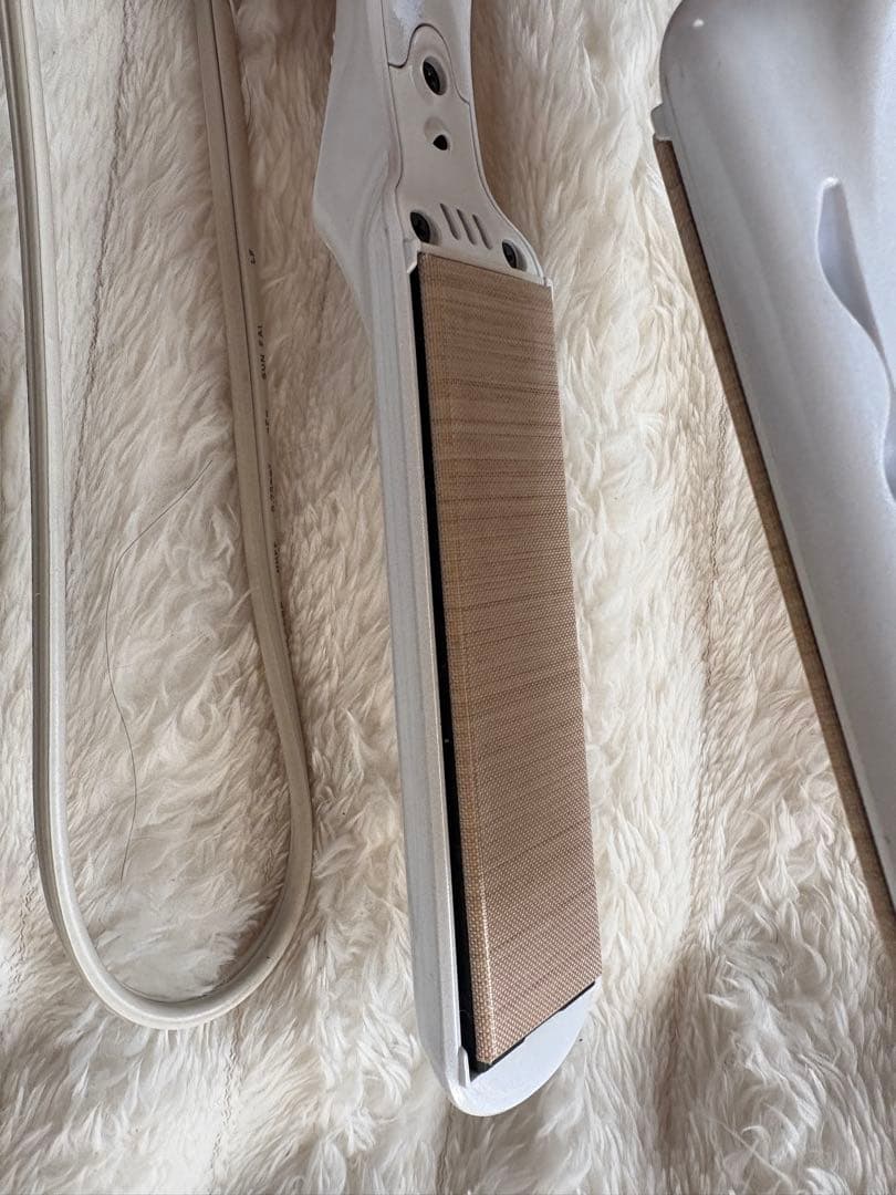 動作確認済み 絹女 KINUJO ストレートアイロン