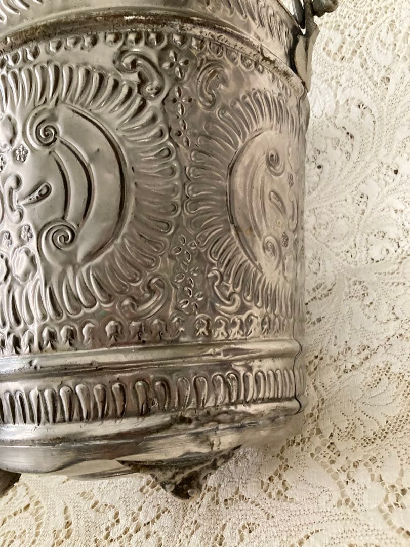 再値下　英国ヴィンテージ　味わい&存在感♪ブリキ打出し装飾インテリアバケツ　難有