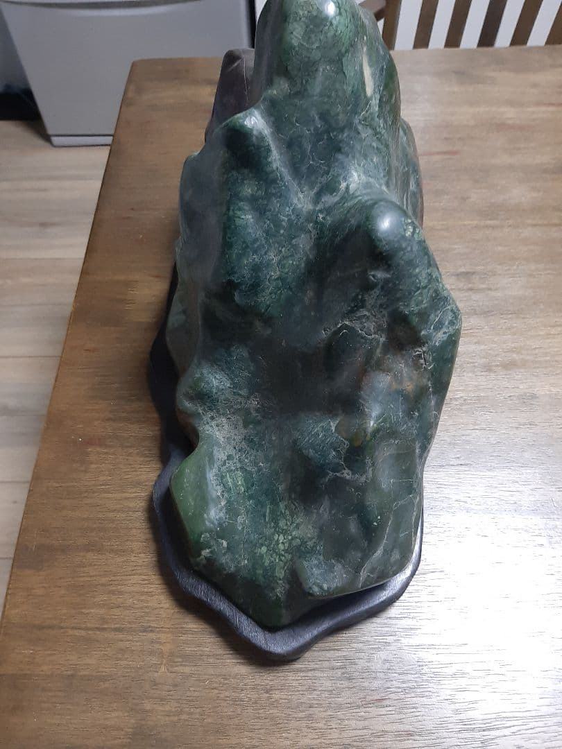 観賞石　緑石　水石