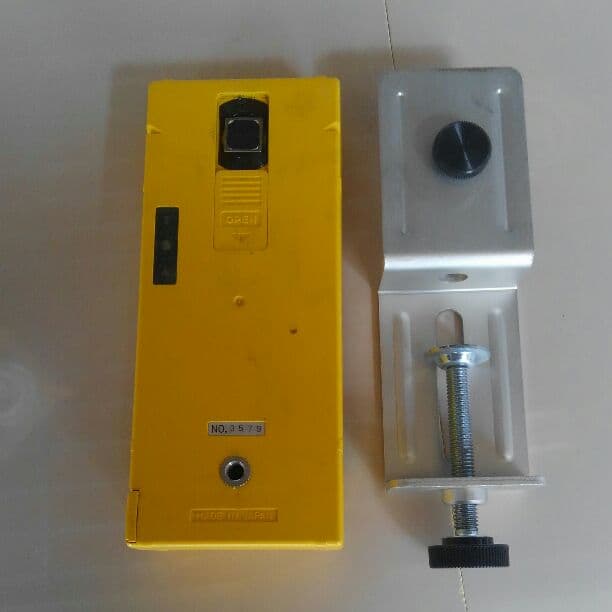 レーザー受光機