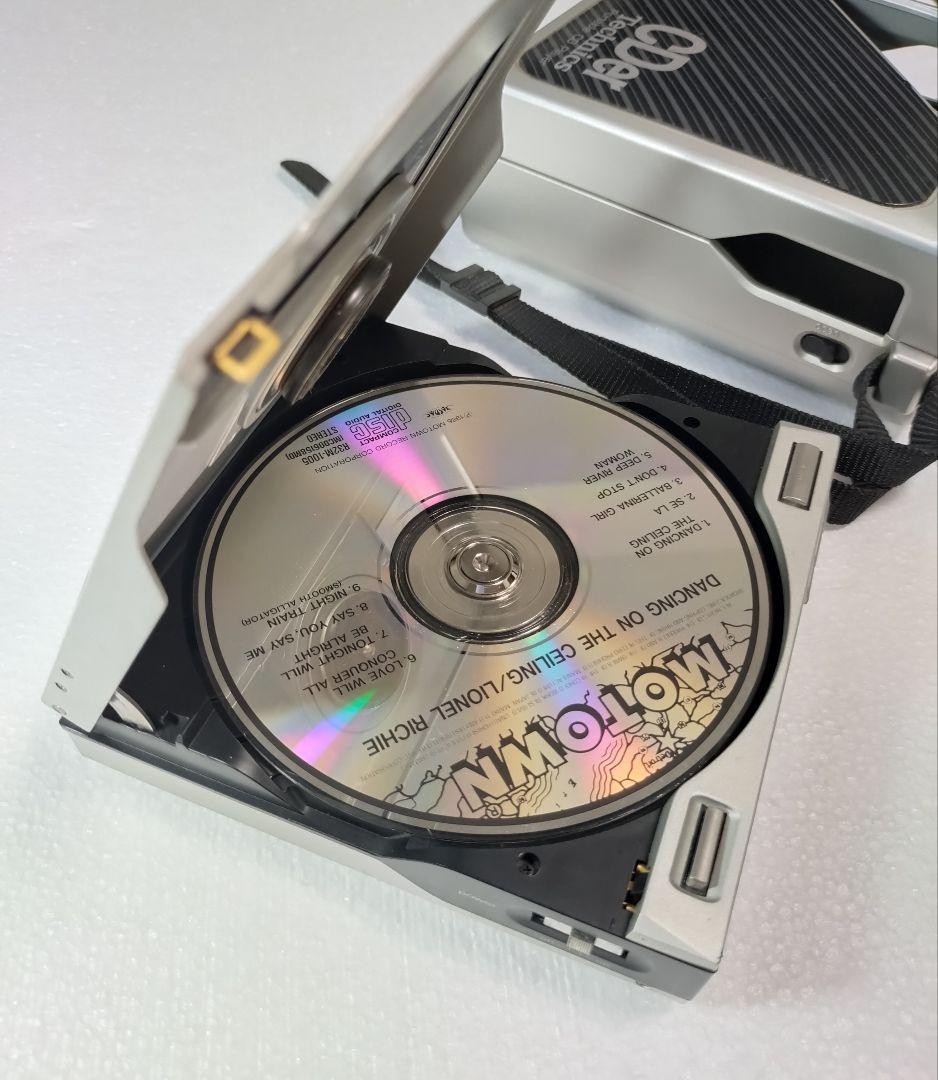 d*7様 携帯用CDプレーヤー Technics SL-XP7