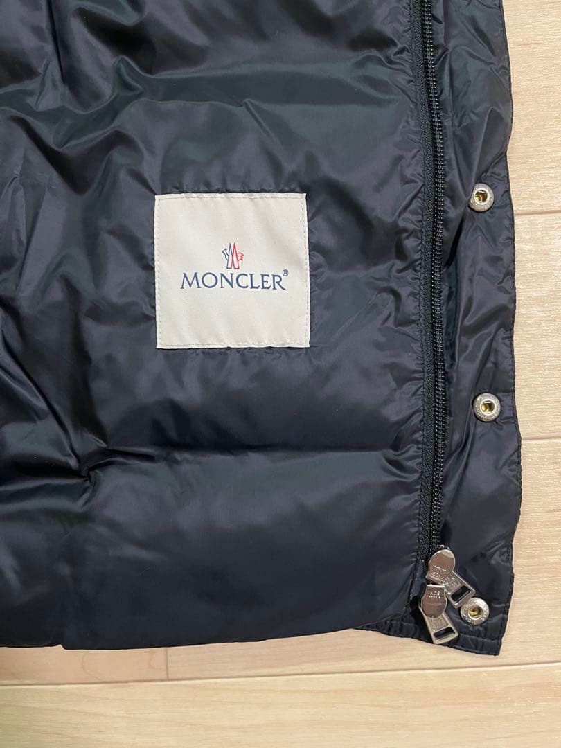 【美品】MONCLER BILLECART ダウンベスト サイズ2 黒