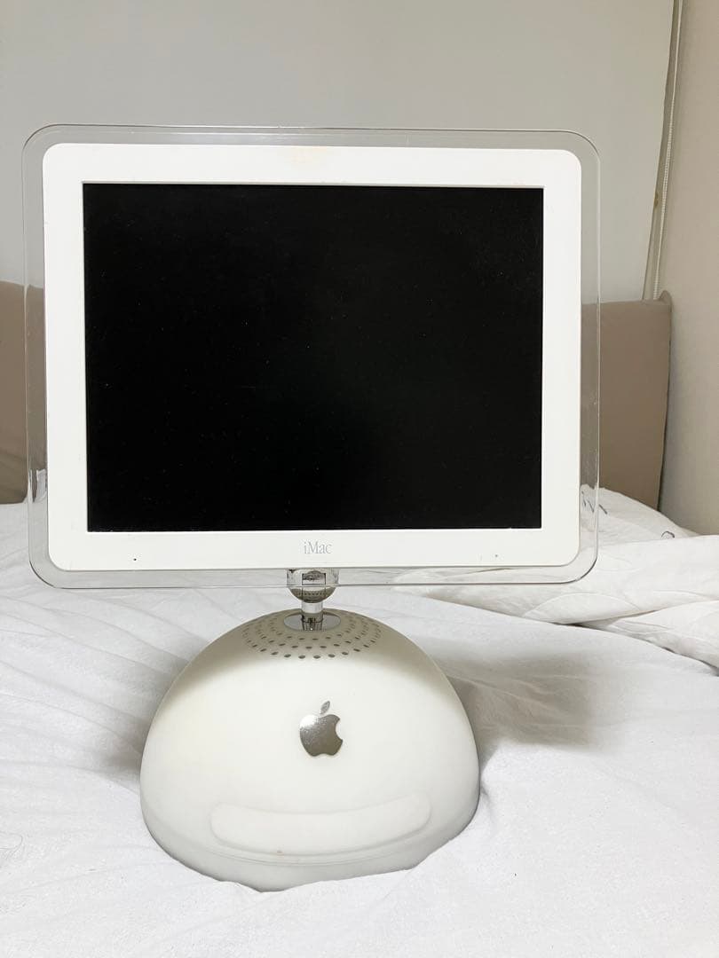 iMac G4 フラットパネル700MHz 768MB MacOS10.3