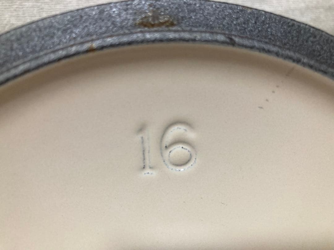 ル・クルーゼ　ソースパン　16㎝　パープル系　大変美品です