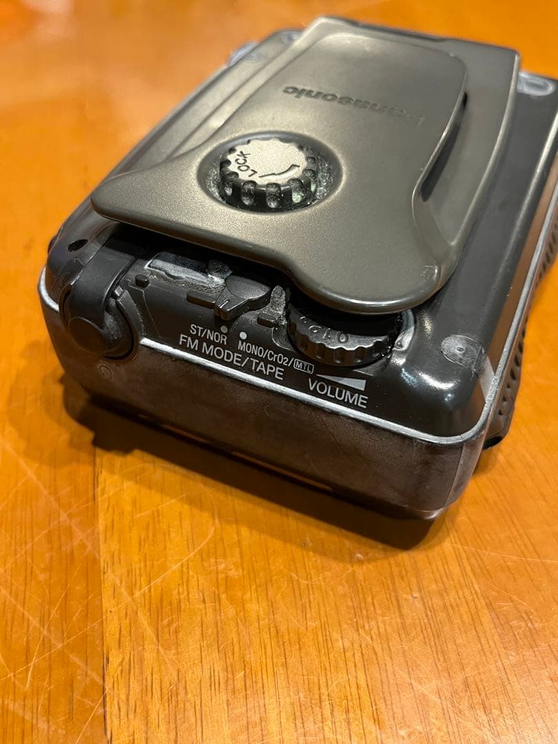 完動品　パナソニック　shock wave RQ-SW20 カセットプレーヤー