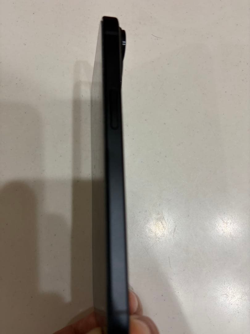 Apple iPhone 15ブラック 本体のみ