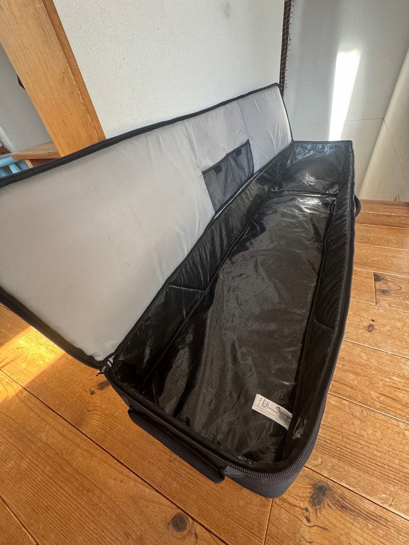 patagonia ブラックホール　スノーローラー