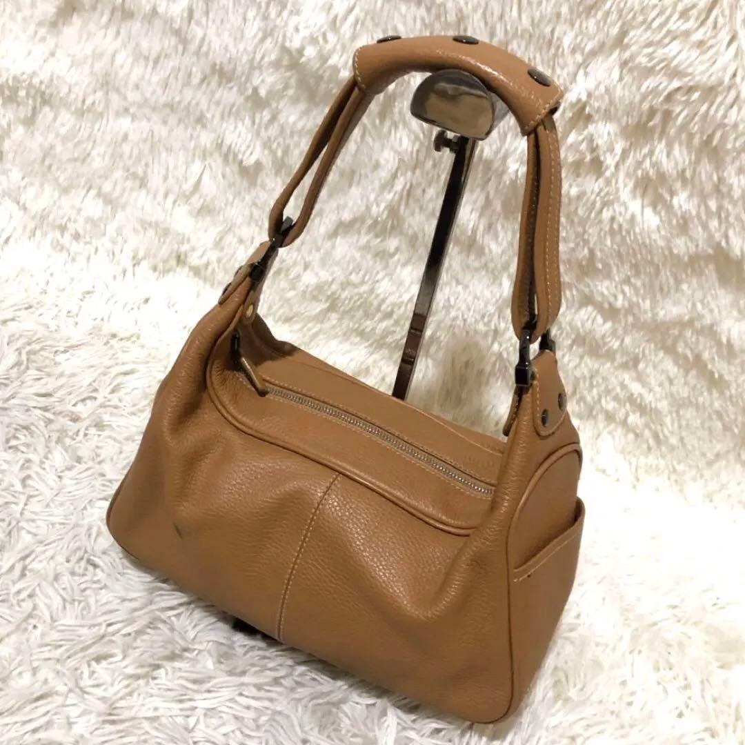 トッズ レザー ハンドバッグ