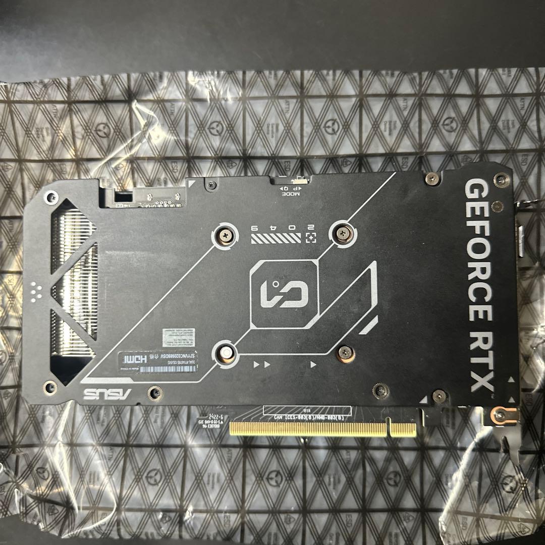 グラフィックボード・グラボ・ビデオカード ASUS Dual GeForce RTX 4070 SUPER OC 12GB