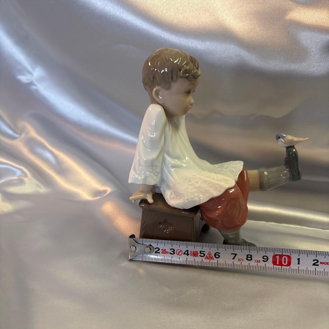 リヤドロ　神父様のお手伝い