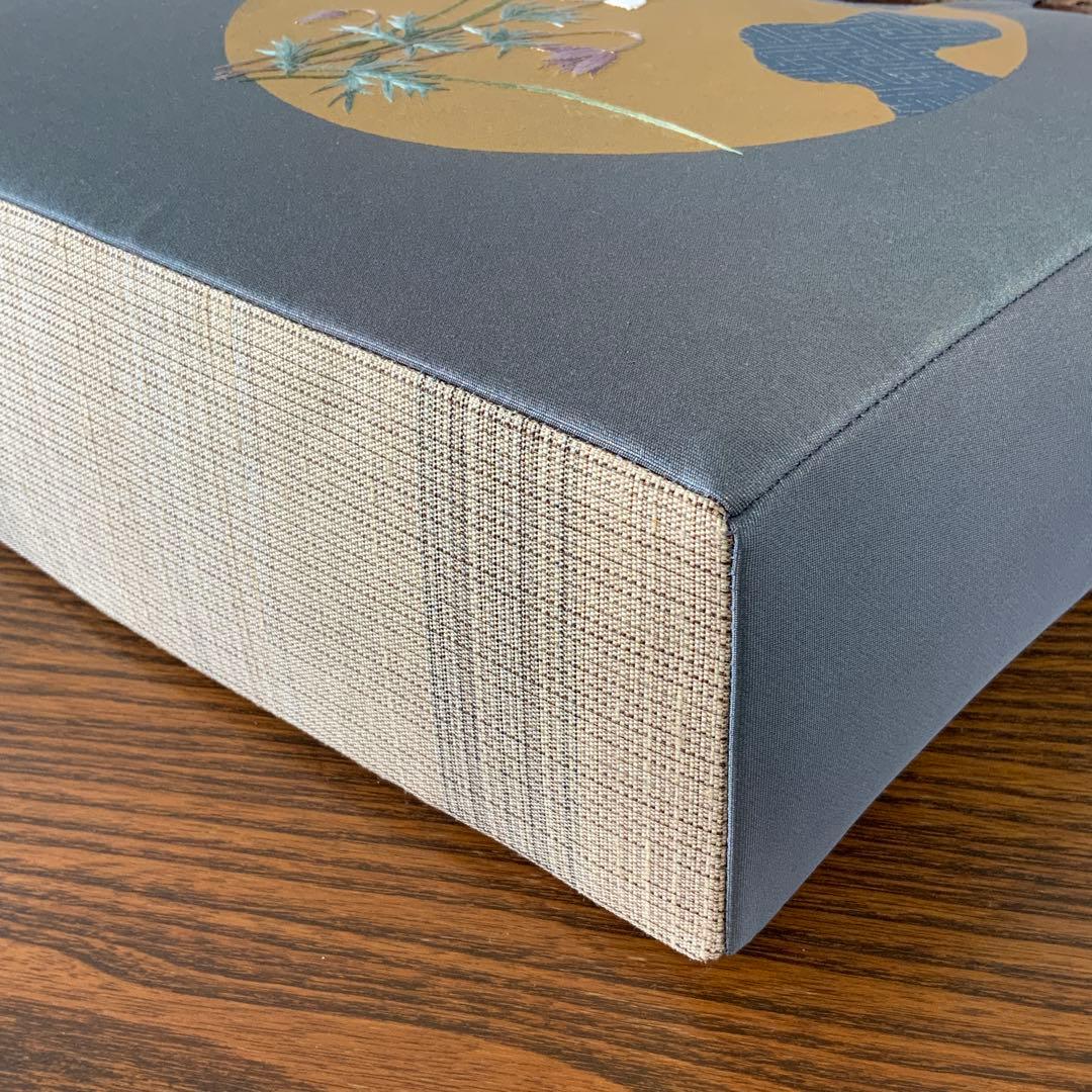 金色の満月に刺繍のお花　帯　リメイク　胡桃皮ハンドルバッグ