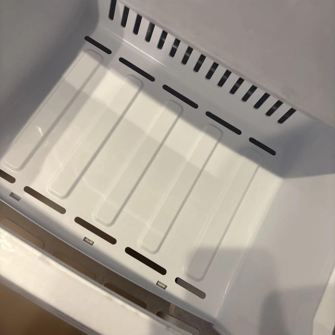 【9/9まで限定出品】三菱電機【冷凍庫】 MF-U12T-W