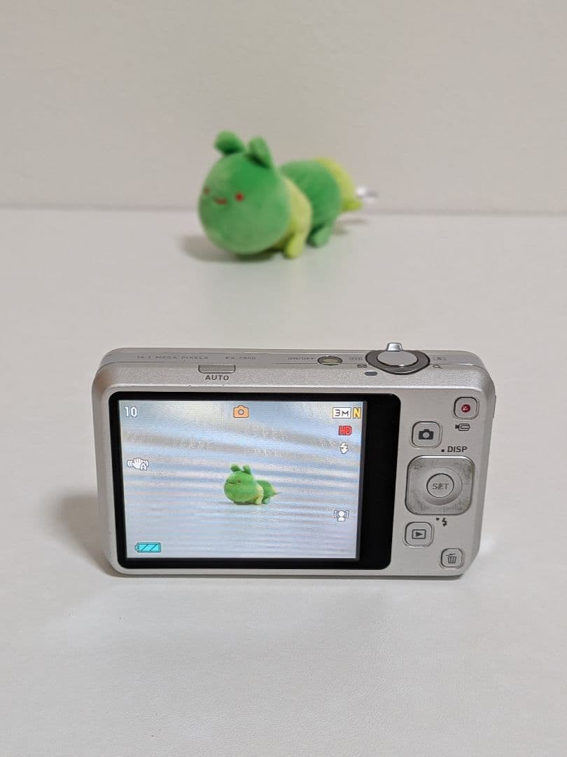 CASIO EXILIM EX-Z800 コンデジ シルバー エクシリム