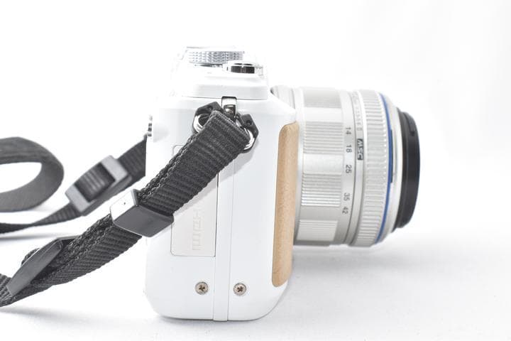 OLYMPUS PEN E-PL2 ホワイト レンズキット