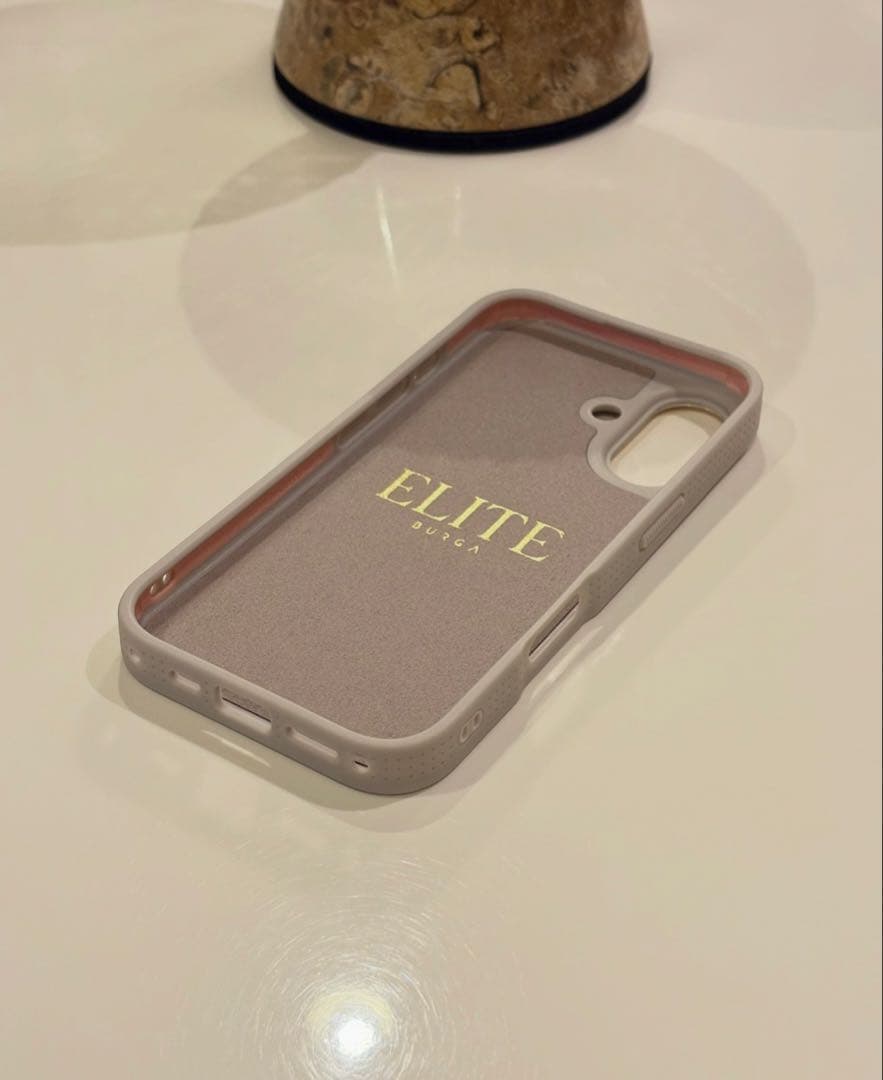 新品）BURGA マーブル模様 iPhone16ケース　高級ライン