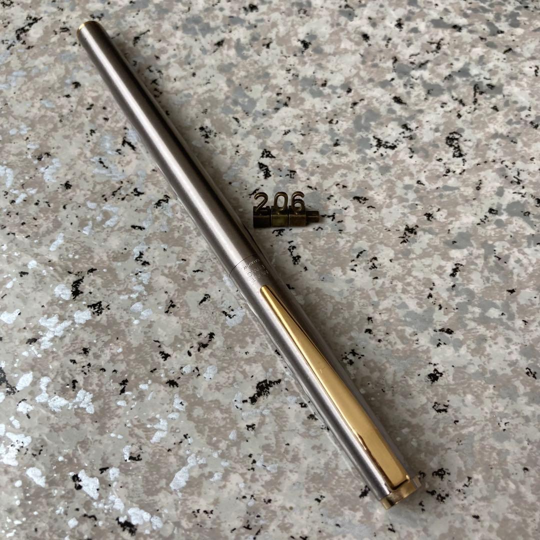 #206 オーバーホール済み 万年筆 モンブラン Noblesse 14k