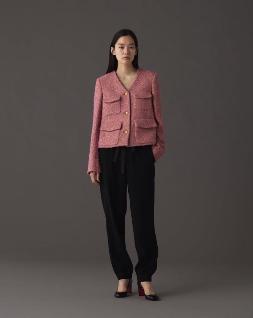 美品　saqui サキ　日本製　ピンク ノーカラージャケット ゴールドボタン