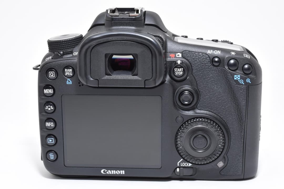 ■ほぼ新品■ キヤノン EOS 7D #C679