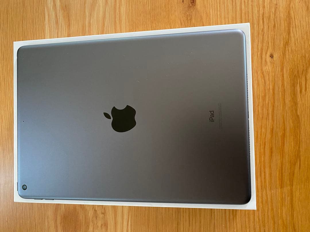 iPad第７世代　32GB wi-fi