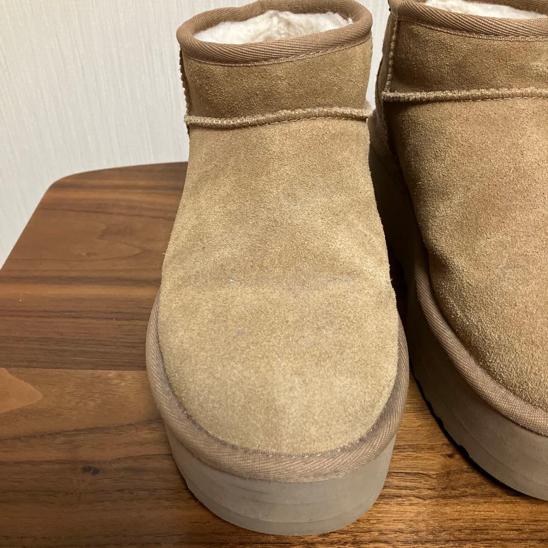 UGG クラシックウルトラミニプラットフォーム　厚底ブーツ　24cm