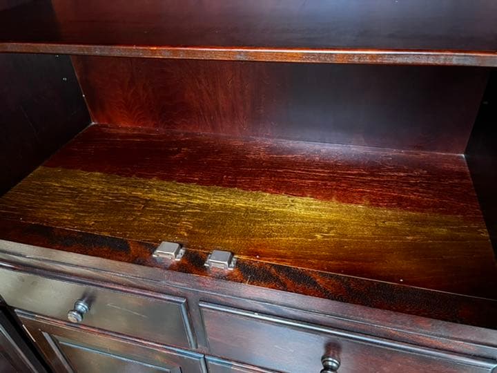 九州民藝家具　大型収納棚(本棚　食器棚) 桜無垢材　経年変化による深いいい色合い