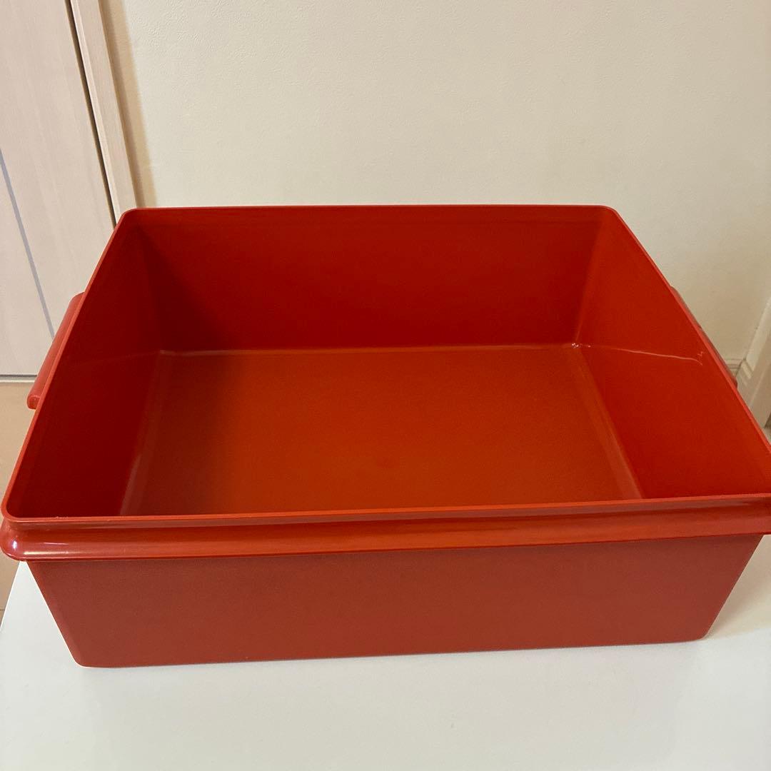 タッパーウエア。収納ボックス 3個セット ピンク。シュウ色。