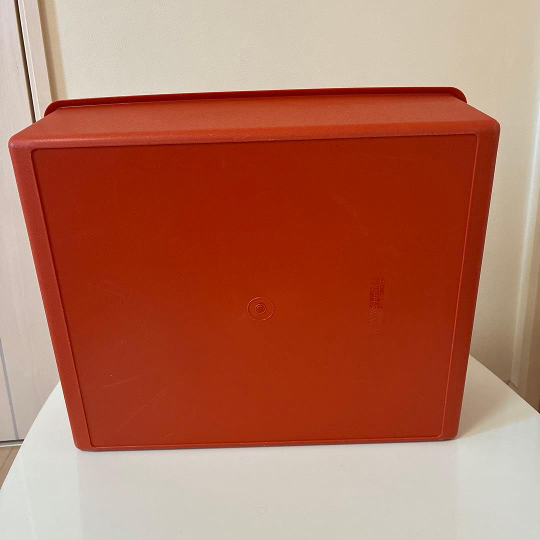 タッパーウエア。収納ボックス 3個セット ピンク。シュウ色。