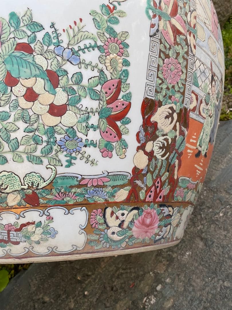 乾隆年製　水鉢　大型　睡蓮鉢　中国　金魚鉢　壺　骨董