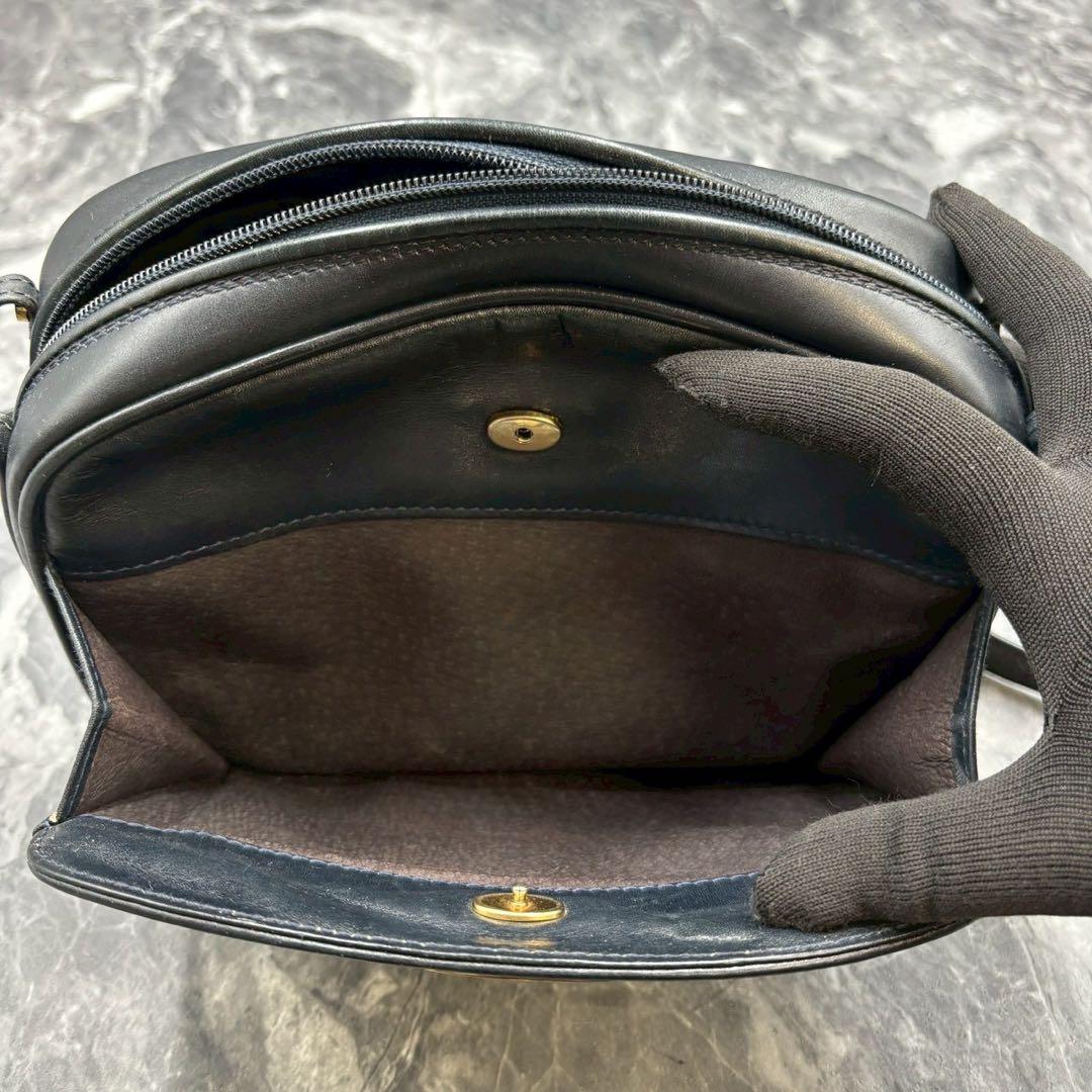✨美品✨GUCCI GG ショルダーバッグ ネイビー ベージュ ロゴ 金具