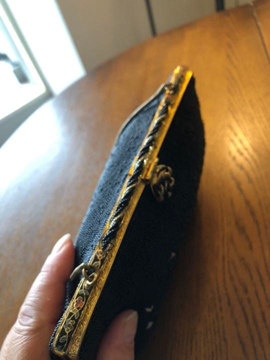 アンティーク　マイクロガラスビーズと刺繍　バッグ