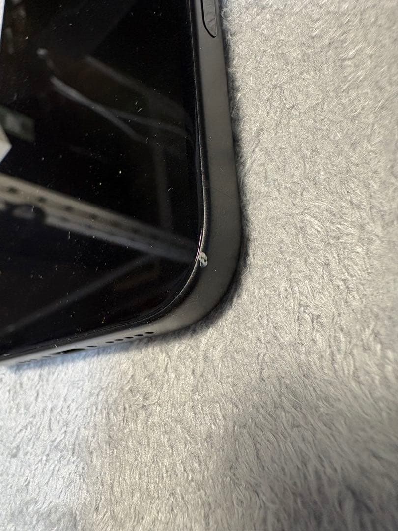 iPhone 16 128GB ブラック SIMフリー【液晶無傷・付属品完備】